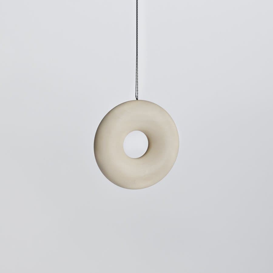 White ring ornament